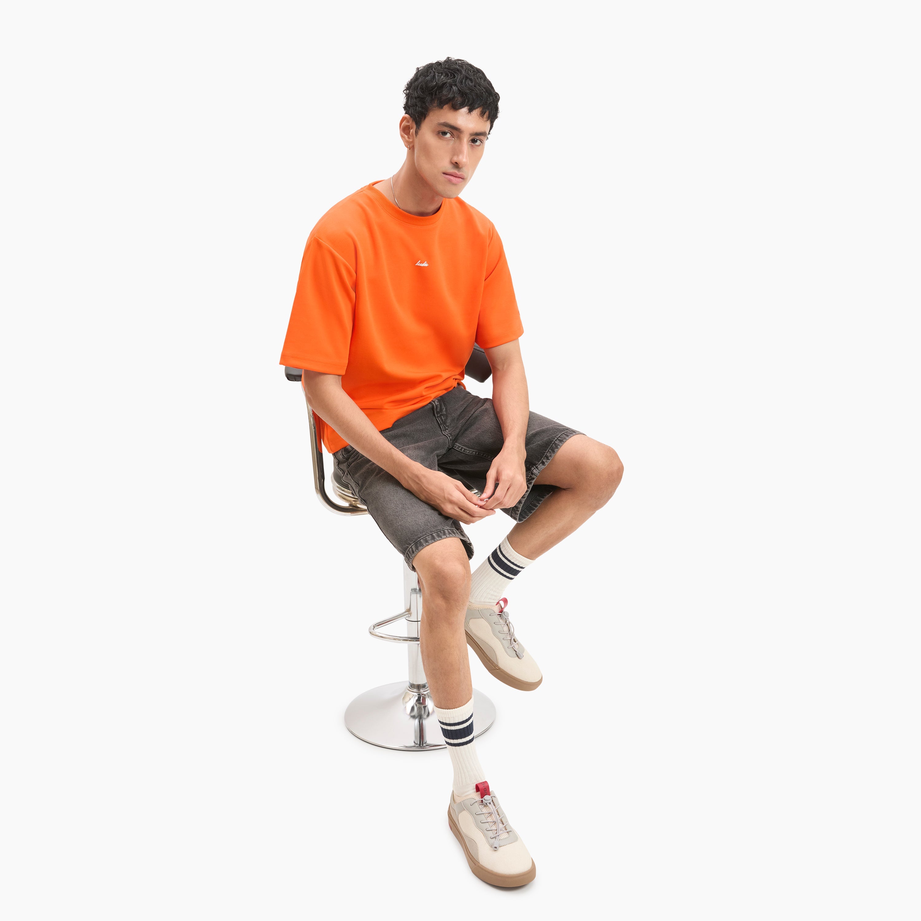 Male | Krish is 6’1 and wearing L
